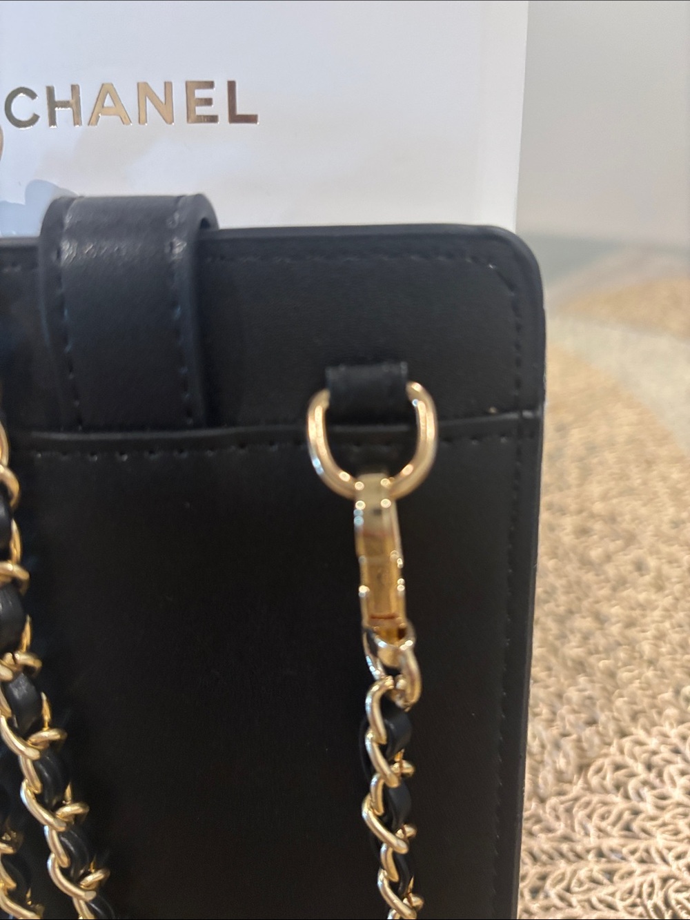 CHANEL Black Coco Crush Gold Chain Phone Case Crossbody - Picture 6 of 7